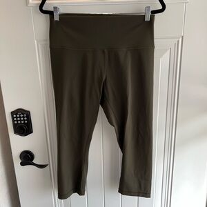 Lululemon Fast & Free Green High Rise Crop 23”